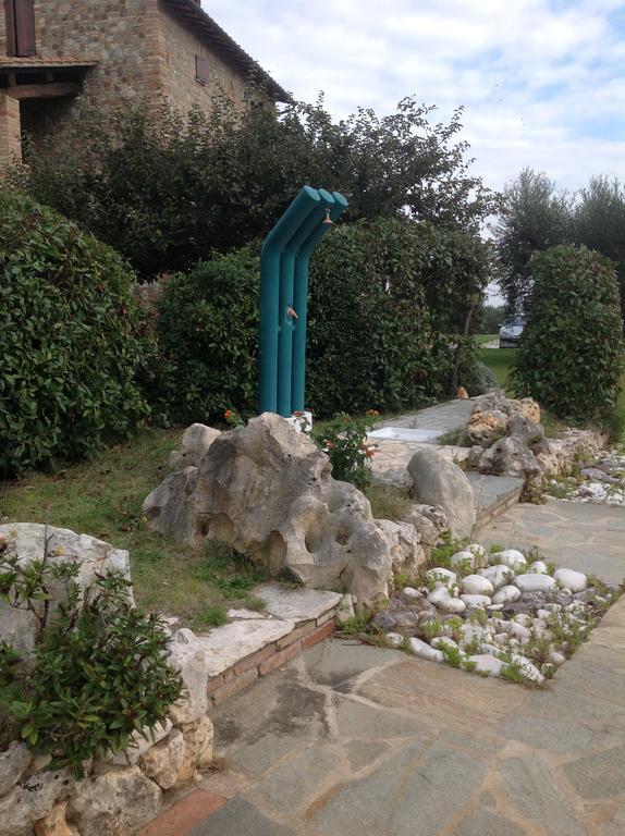 Отель Agriturismo Il Canto Della Gallina Villastrada  Экстерьер фото