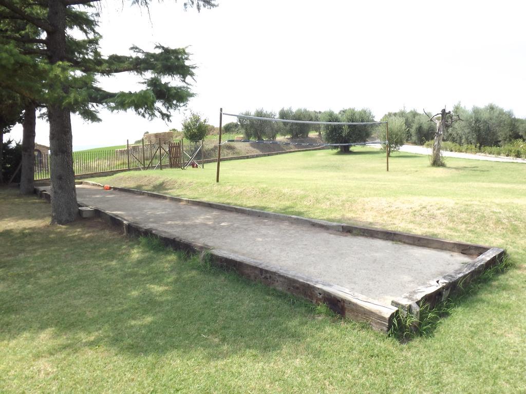 Отель Agriturismo Il Canto Della Gallina Villastrada  Экстерьер фото