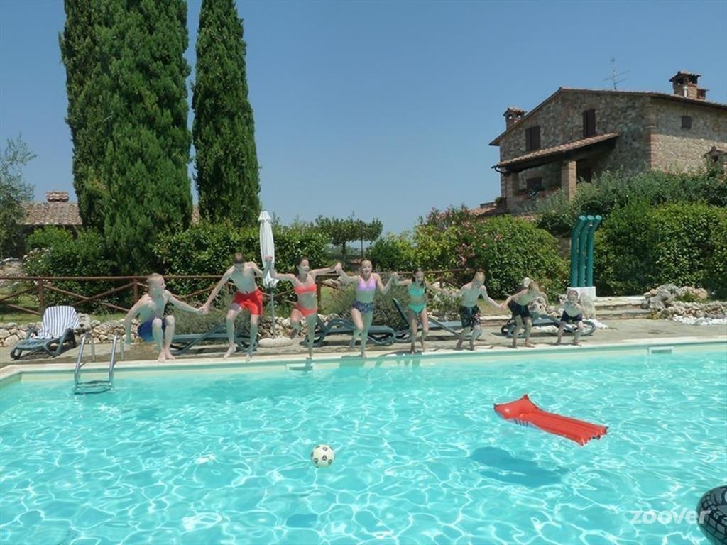 Отель Agriturismo Il Canto Della Gallina Villastrada  Экстерьер фото