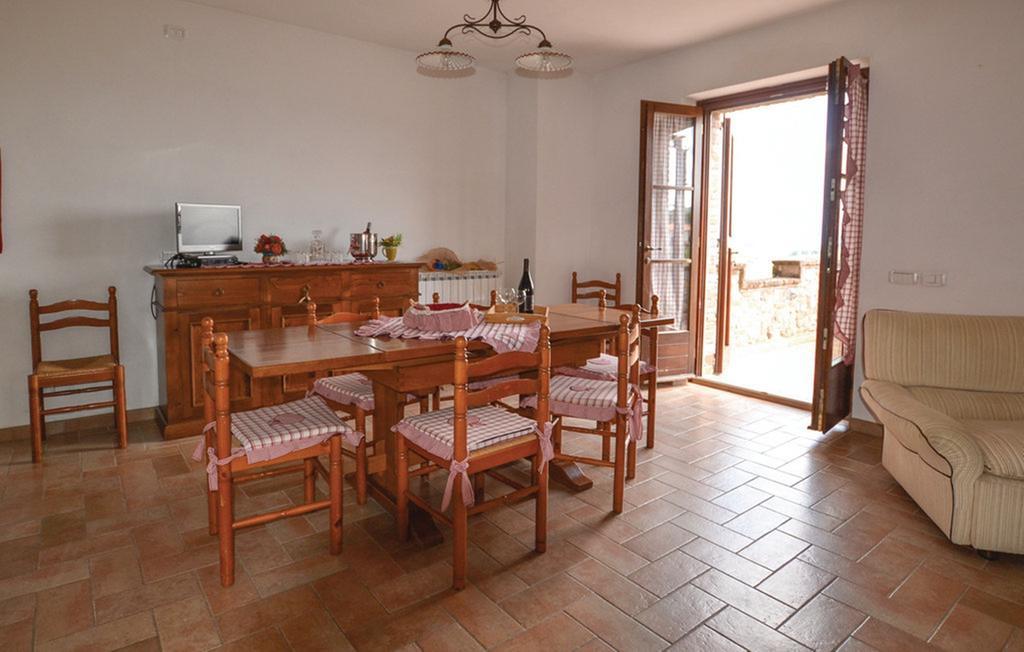 Отель Agriturismo Il Canto Della Gallina Villastrada  Экстерьер фото