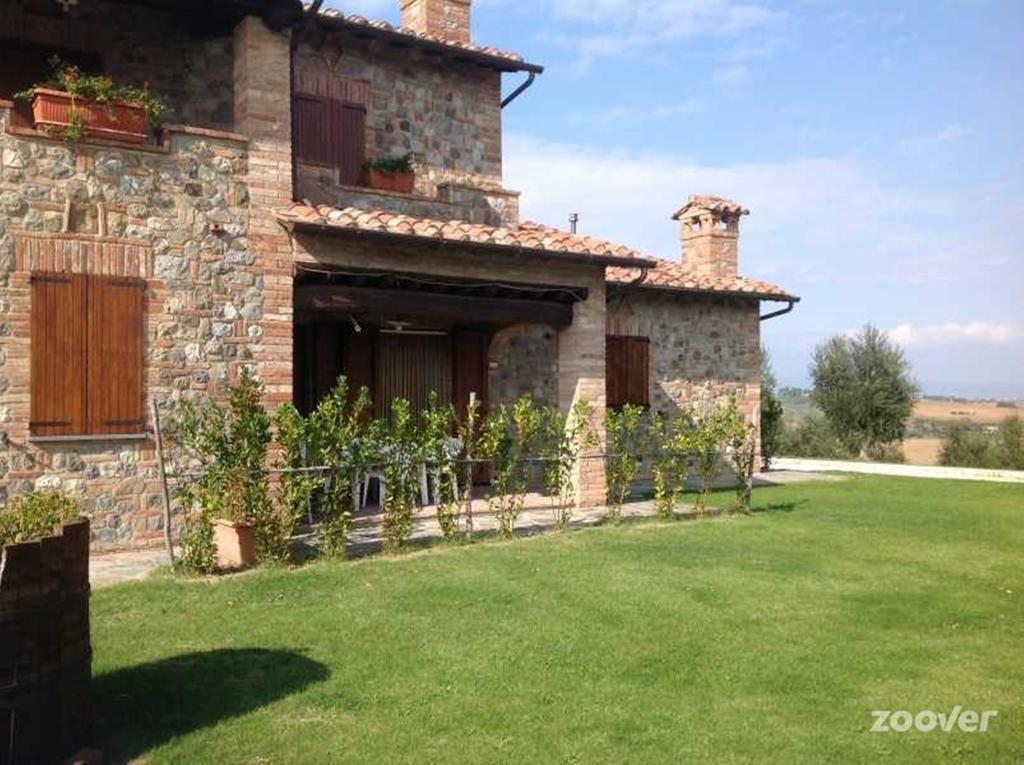Отель Agriturismo Il Canto Della Gallina Villastrada  Экстерьер фото